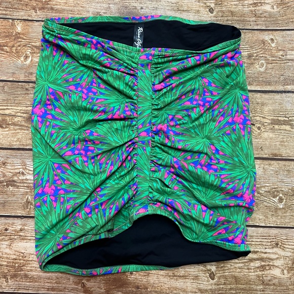 Reina Olga Women's Green and Pink Swim Tropical Resort Coverup - Picture 1 of 4